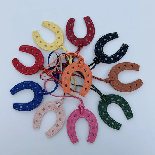 Charm Horseshoe Maris Maris