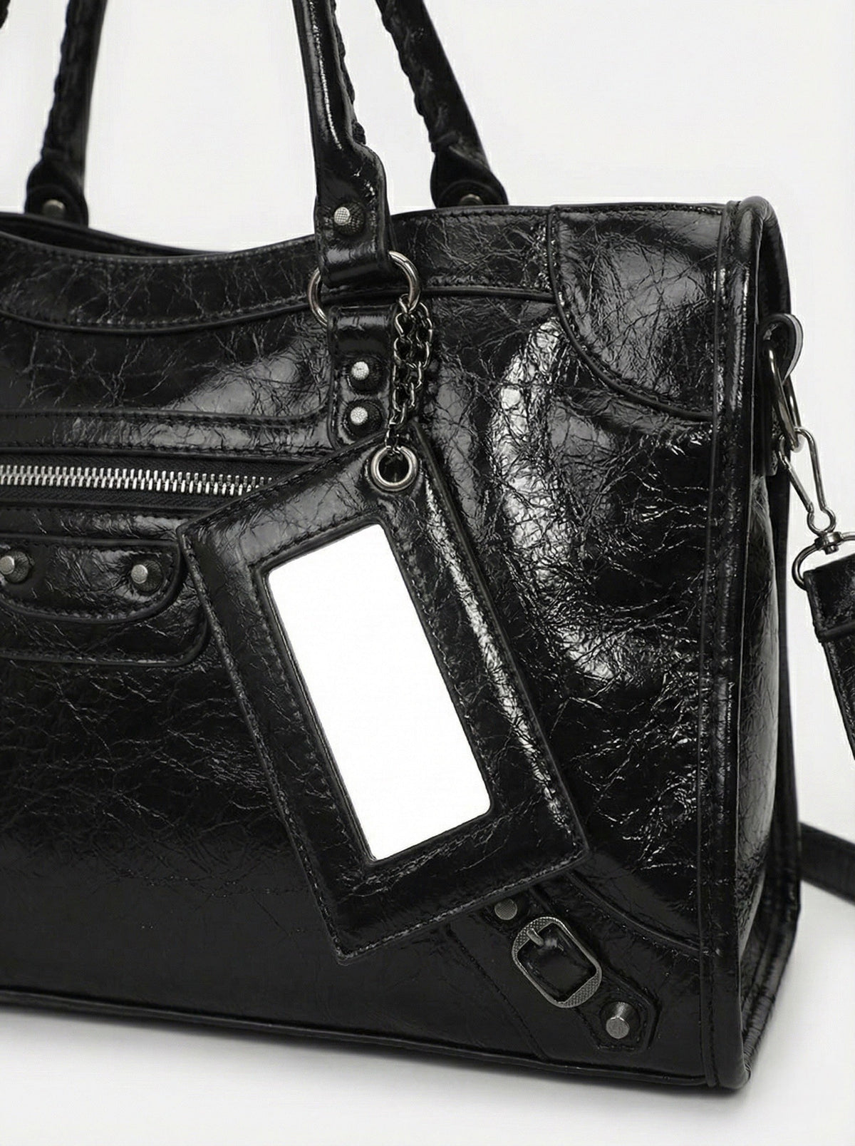 Carmela- Stylish Handbag with Spacious Interior & Minimalist Design